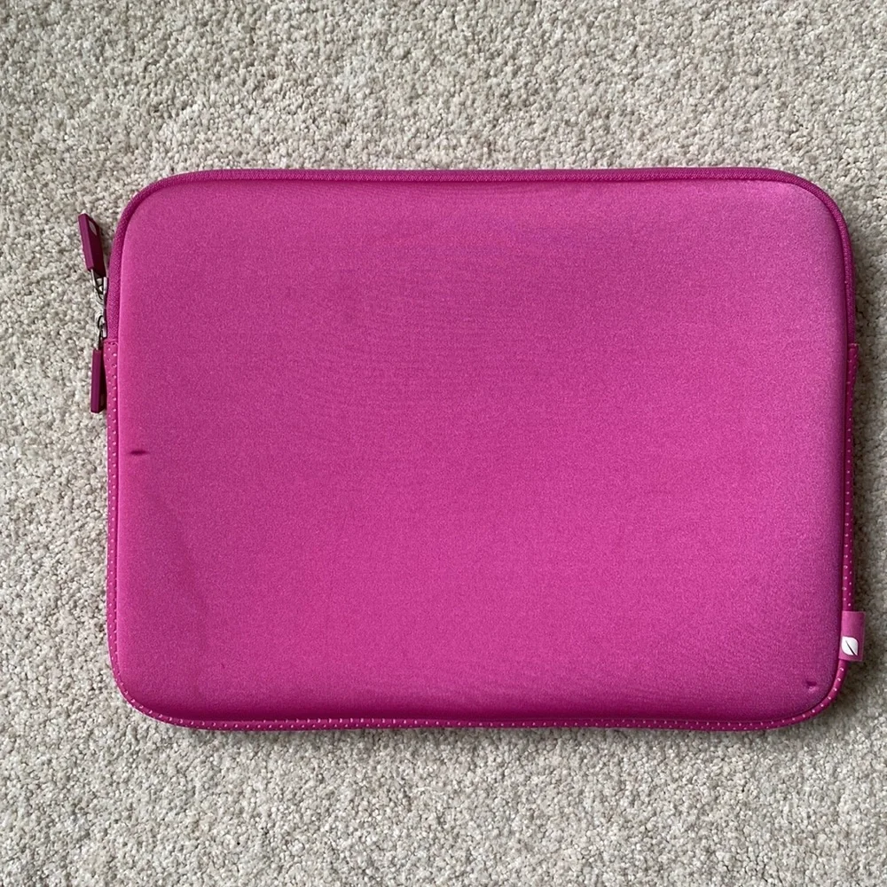 Incase Laptop Case